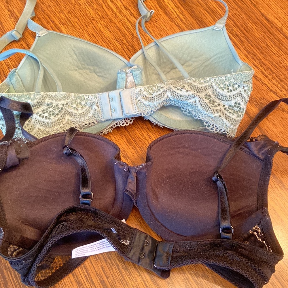 2 bras! - Picture 2 of 6